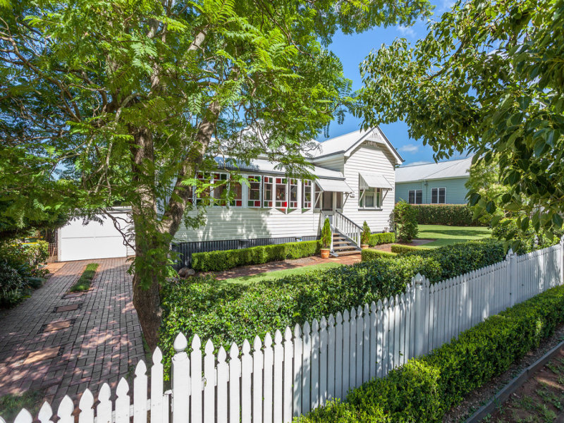 198 Geddes Street, South Toowoomba, QLD 4350