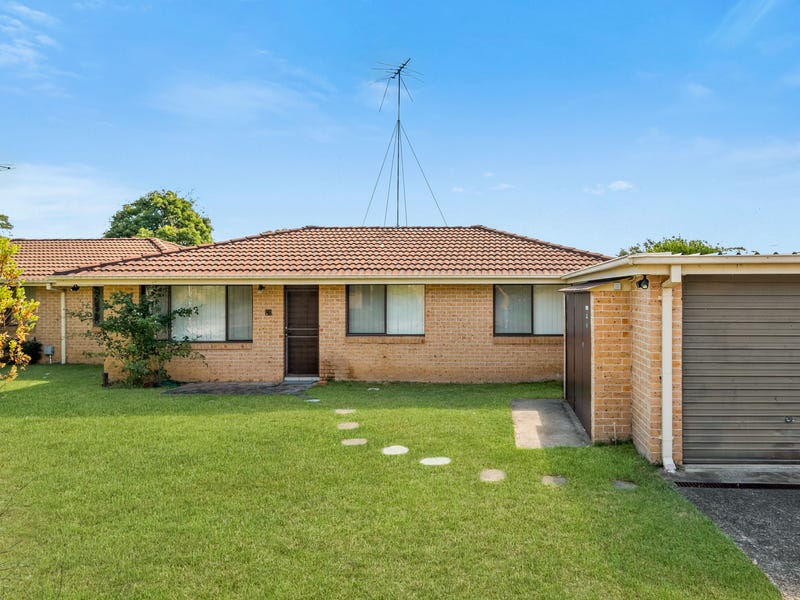 6/196200 Harrow Road, Glenfield, NSW 2167 Villa for Sale