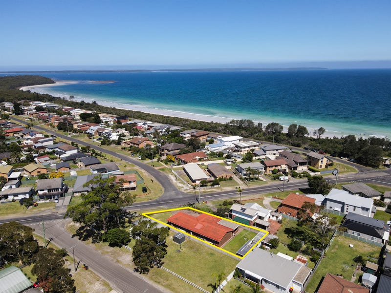 9 Callala Beach Road, Callala Beach, NSW 2540