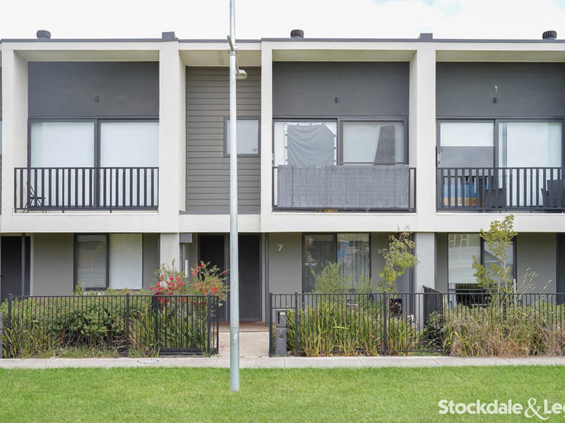 7 Thurra Walk, Wollert, Vic 3750 Townhouse for Sale