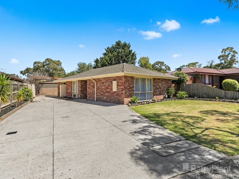 3 Upton Cres Narre Warren Vic 3805 Realestate Com Au