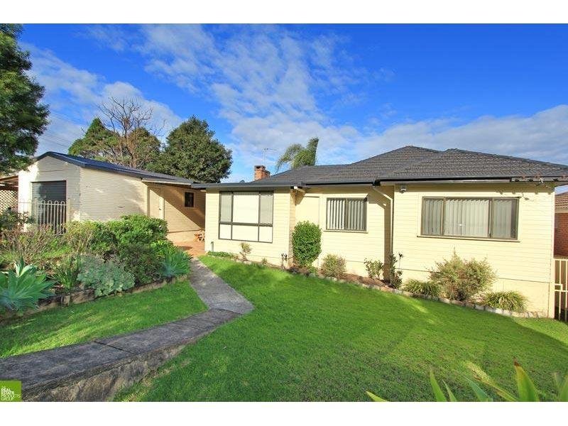 39 Beverley Avenue, Unanderra, NSW 2526 Property Details