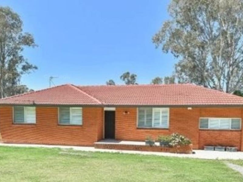 36 Chisholm Road, Catherine Field, NSW 2557