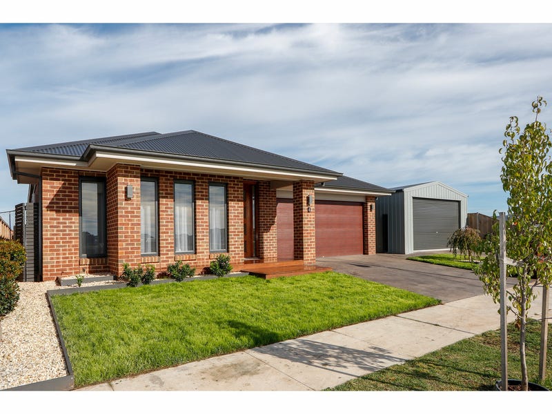 4 Wallace Street, Sale, Vic 3850 Property Details