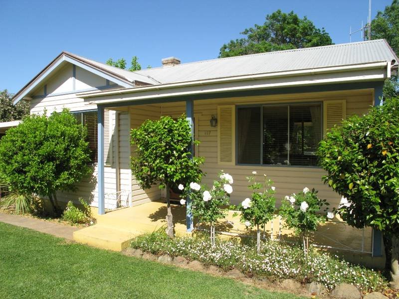 157 Clinton Street, Orange, NSW 2800 Property Details