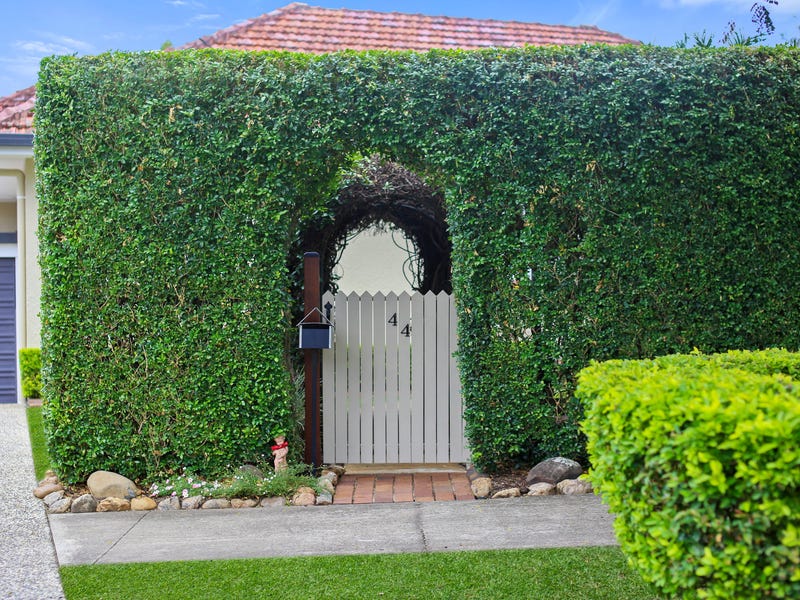 44 Oriel Road, Yeronga, Qld 4104 Property Details