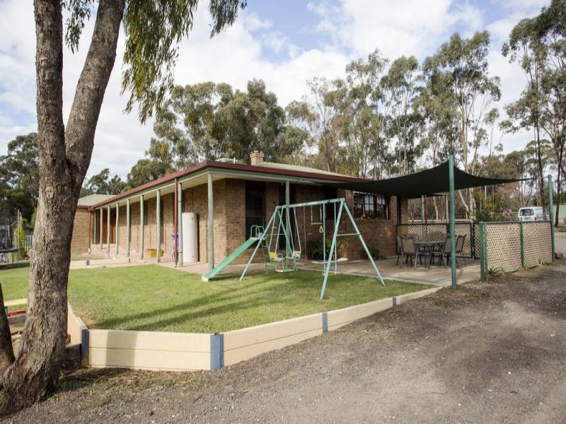 106 Edwards Road, Maiden Gully, VIC 3551