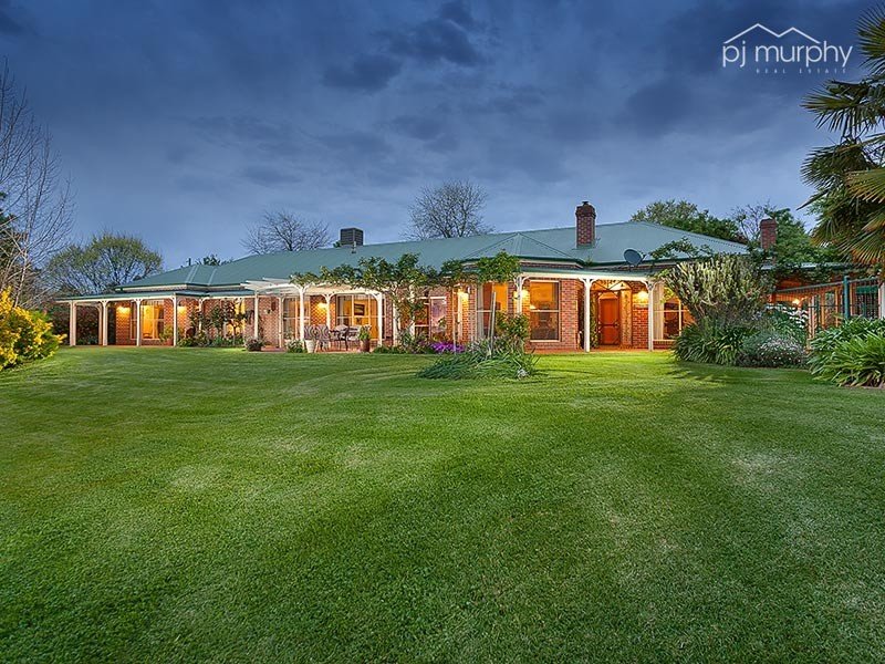 33 Ben Valley Lane, Yackandandah, Vic 3749 Property Details