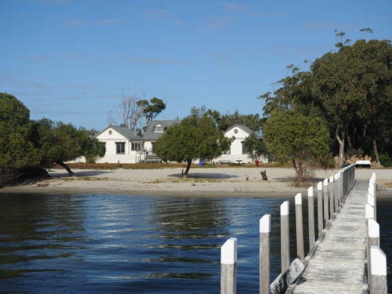 Lot 3, The Foreshore Mosquito Point Boole Poole, Metung, Vic 3904