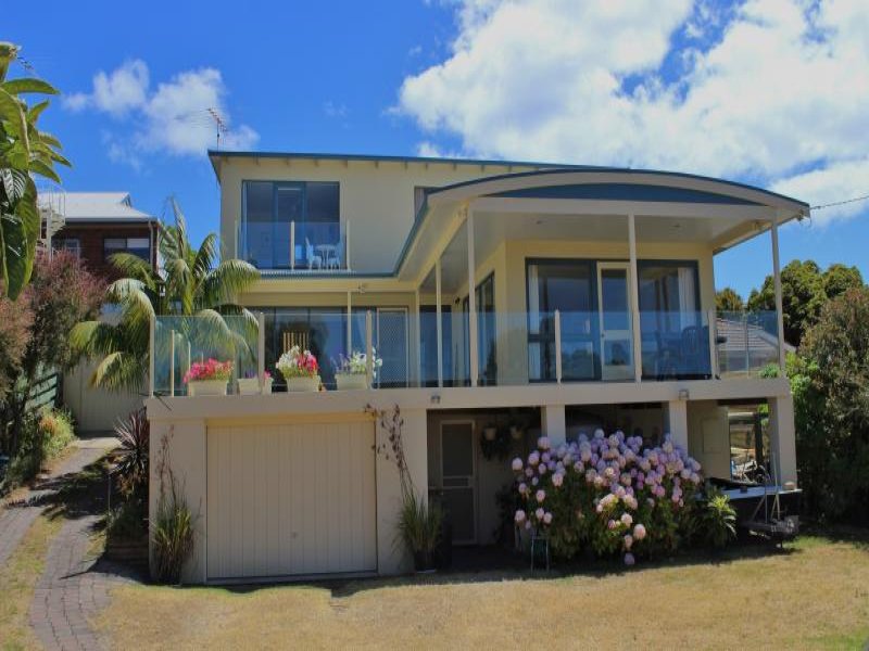 3 Beach Crescent, Newhaven, Vic 3925 Property Details