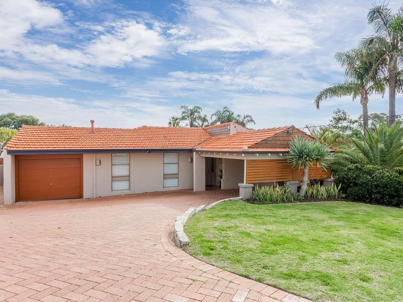 15 Hovea Avenue, Sorrento, WA 6020 Property Details