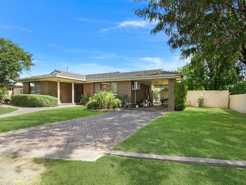 104 Balfour St, Culcairn, NSW 2660 House for Sale