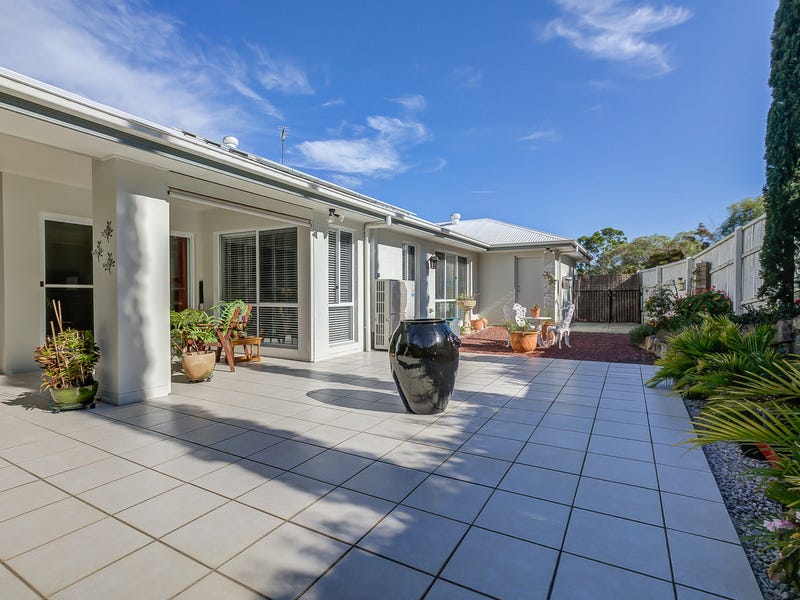 37 Shannon Brook Grove, Oxenford, Qld 4210 Property Details