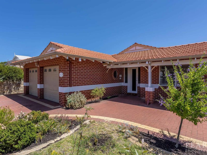 18 Carroo Heights, Ocean Reef, WA 6027 House for Sale