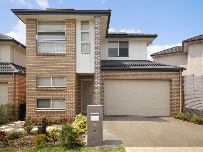 70 Cobden Parkes Cres, NSW 2141