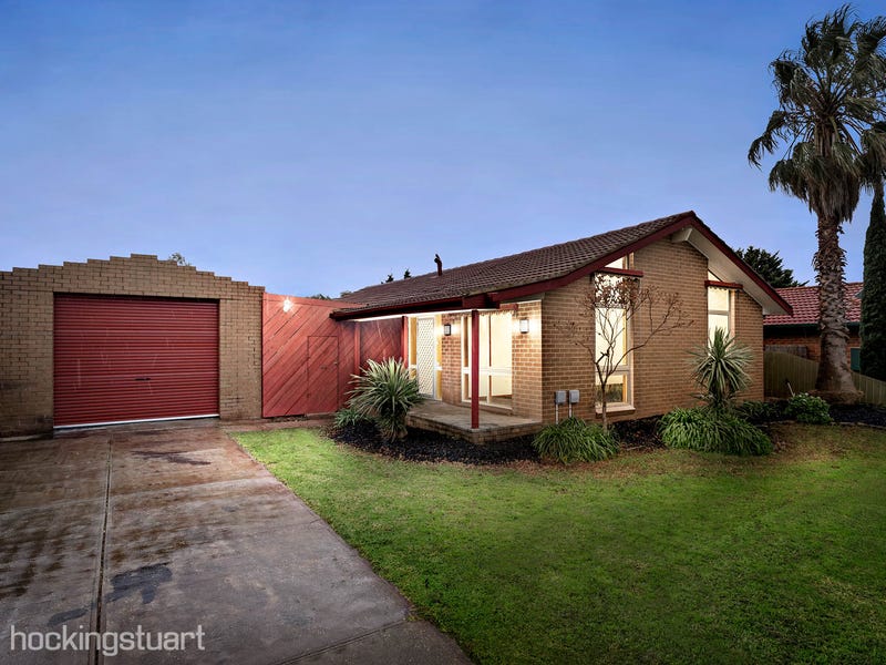 55 Dunvegan Drive, Kurunjang, Vic 3337 Property Details