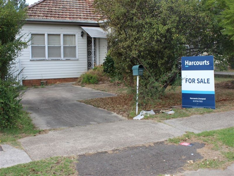 40 Bradbury Avenue, Campbelltown, NSW 2560 Property Details