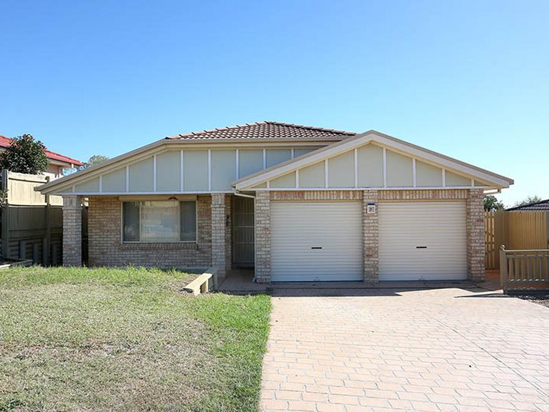 21 Norman Dunlop Crescent, Minto, NSW 2566 Property Details