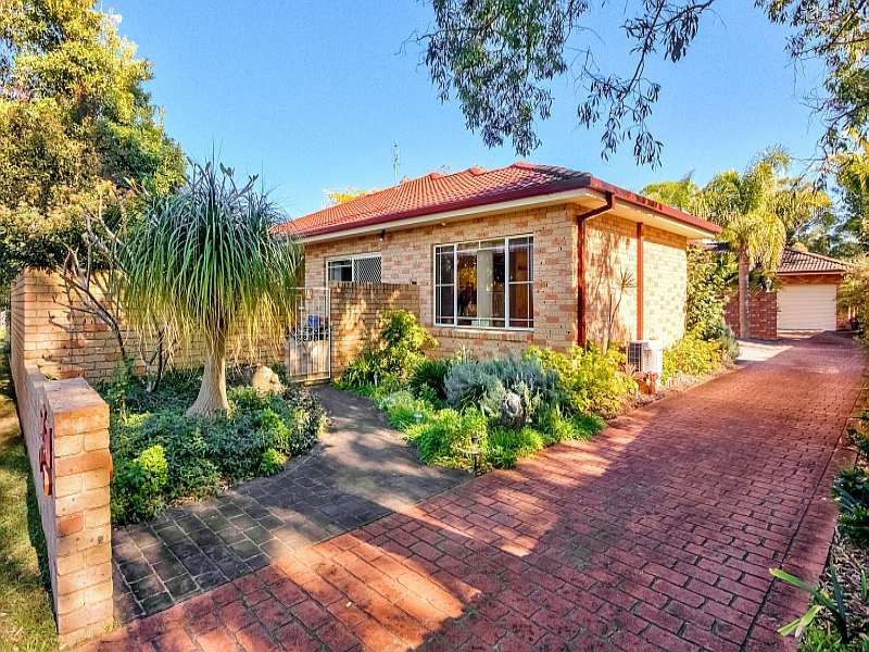 11 Dunmore St, Blackwall, NSW 2256 Property Details