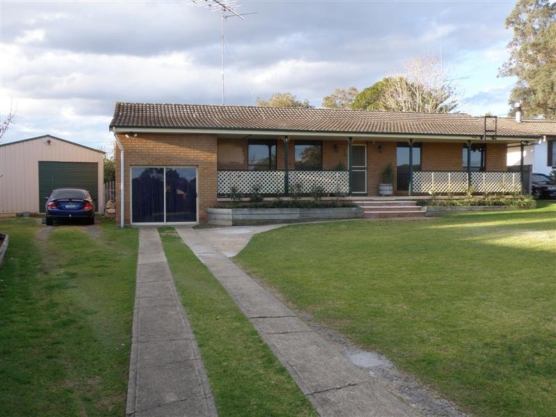 5 Blackbutt Place, The Oaks, NSW 2570