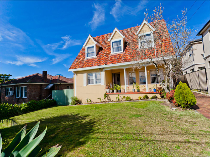 13 Thorpe Road, Kingsgrove, NSW 2208