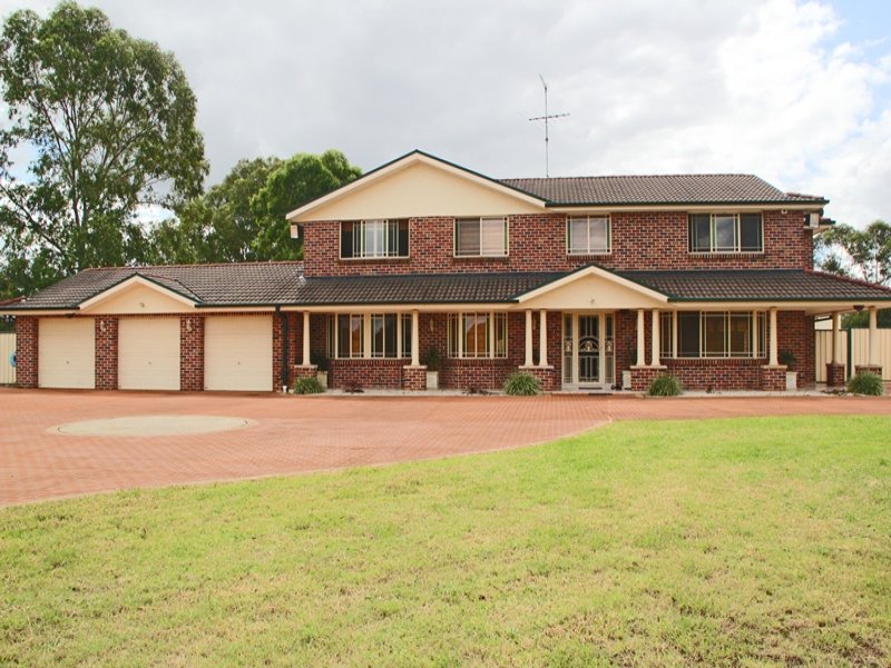 4 Peppercorn Place, Cranebrook, NSW 2749 Property Details