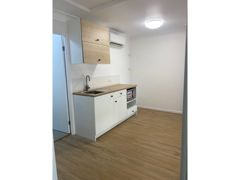 Rental Properties and Real Estate in 9 The Quarterdeck, Conjola Park