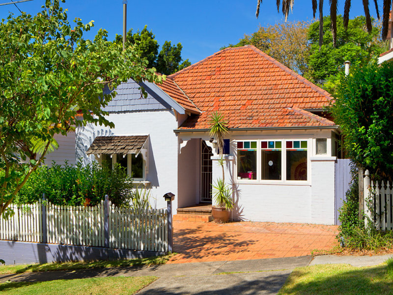 8 La Perouse Street, Fairlight, NSW 2094 Property Details