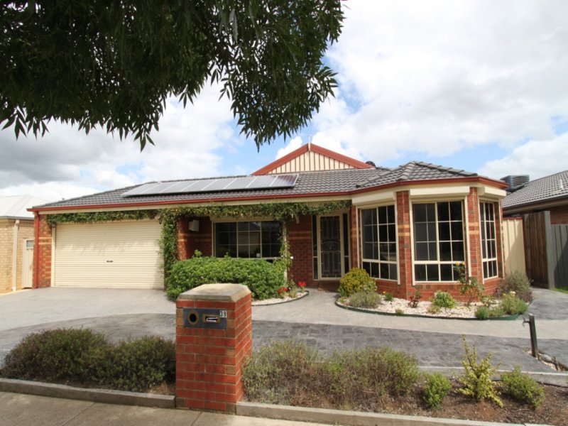 39 Westlake Drive, Melton West, Vic 3337