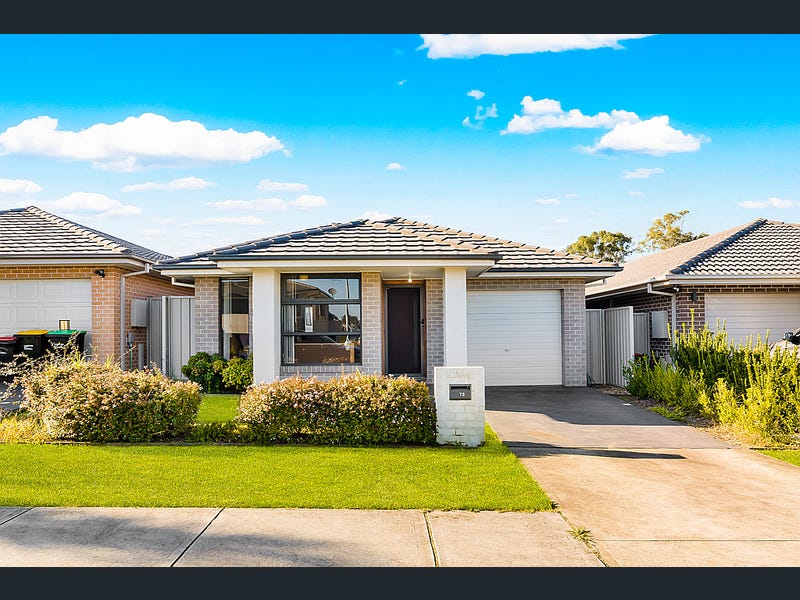 75 Mciver Avenue, Middleton Grange, NSW 2171