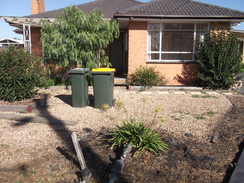 1/13 Widnes Court, Deer Park, VIC 3023