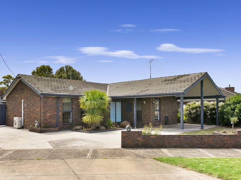 4 Rix Avenue, Cobden, Vic 3266 Property Details