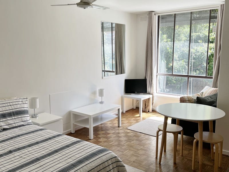 Real Estate & Property for Sale in Glen Huntly, VIC 3163 (+1 location