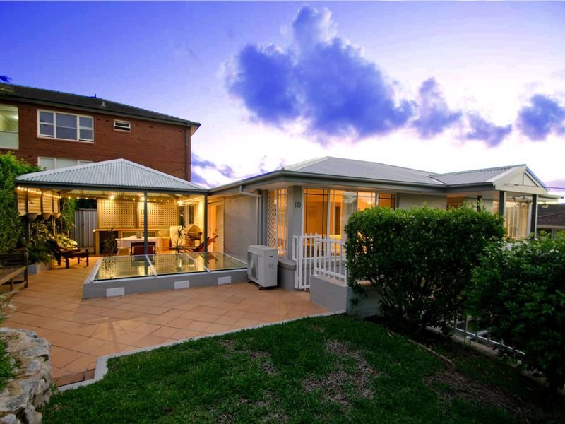 10 Wyadra Ave, Freshwater, NSW 2096 Property Details