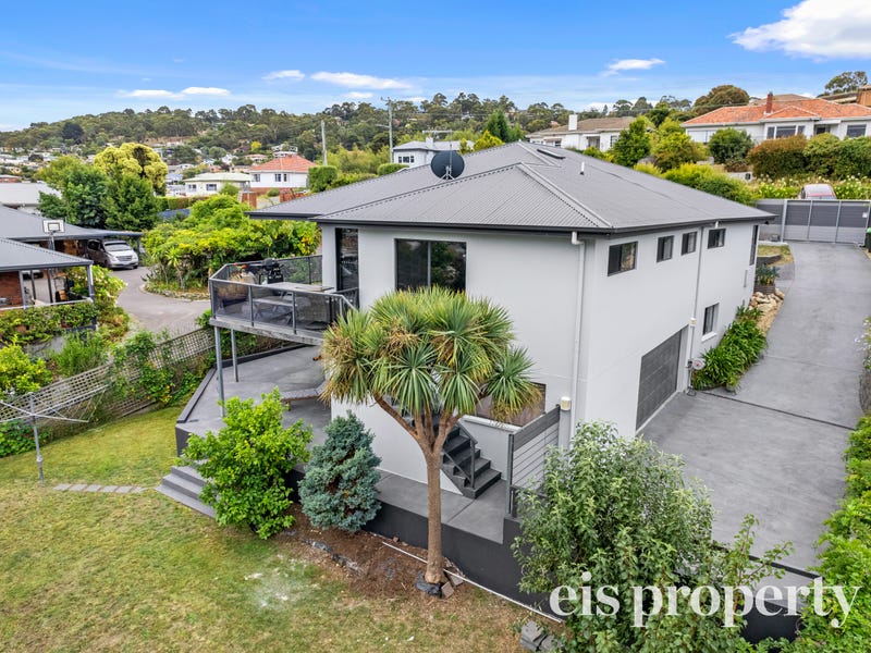 146 Gordons Hill Road, Lindisfarne, Tas 7015 House for Sale