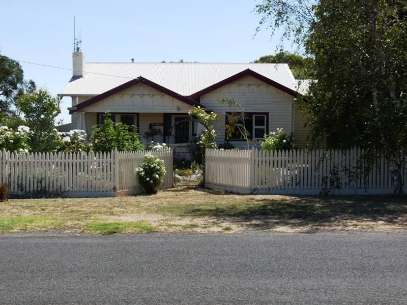 8 Wright Street, Koroit, VIC 3282