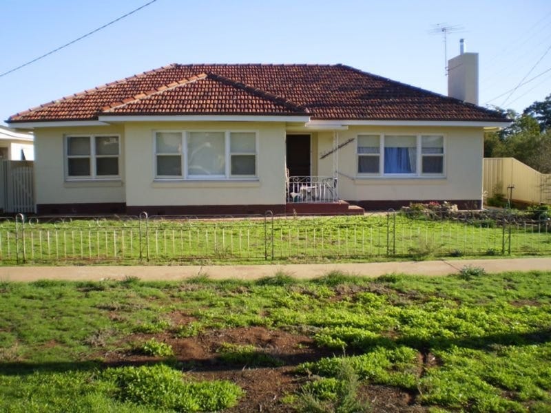 75 Cherry Avenue, Mildura, VIC 3500