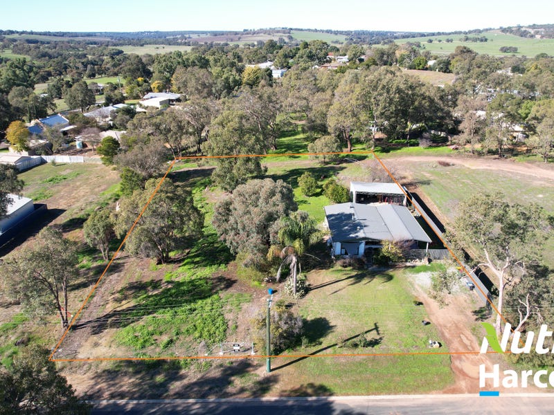 2 Mortimer Street, Gingin, WA 6503 House for Sale