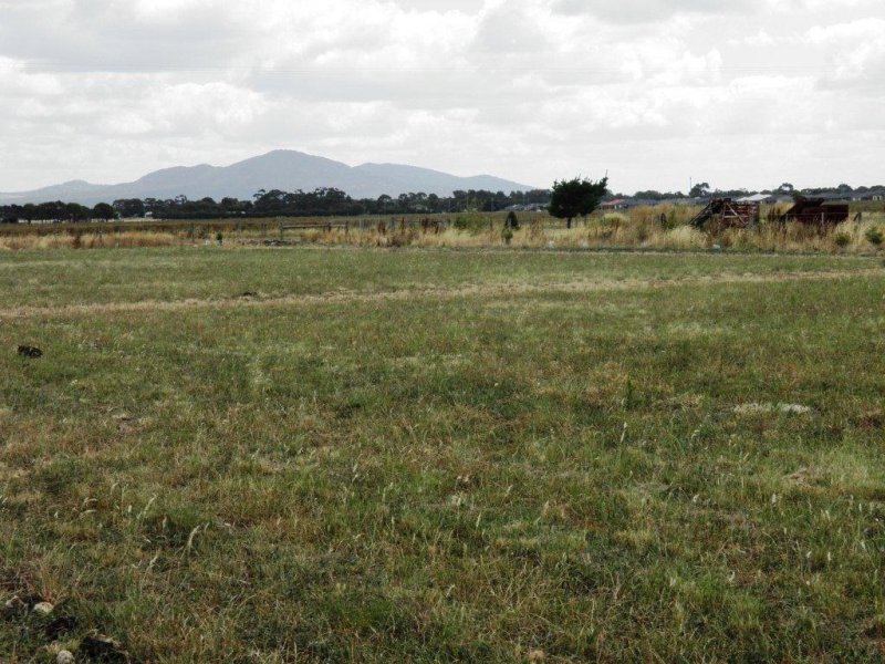 90 Gibbons Road, Lara, VIC 3212