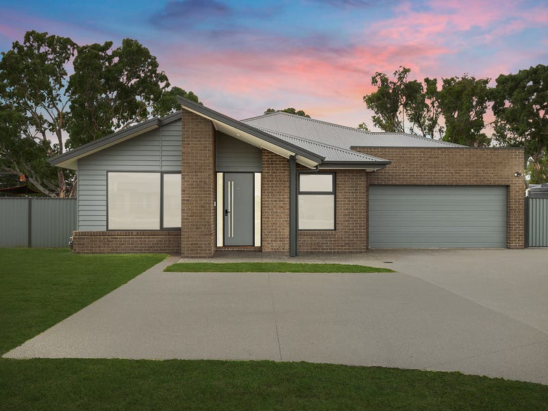 16 Master Way, Bannockburn, Vic 3331 House for Sale