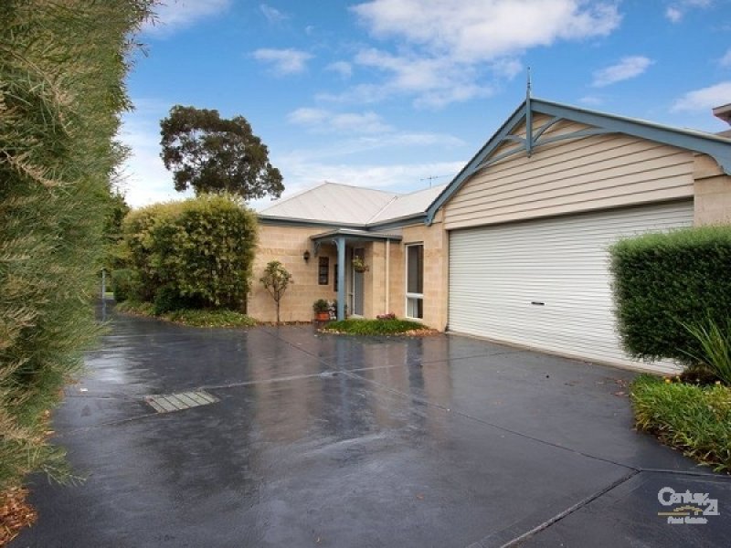 2/86 Herbert Street, Mornington, Vic 3931 Property Details