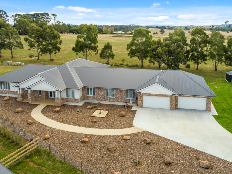 25 Opal Court, Vic 3444 House for Sale