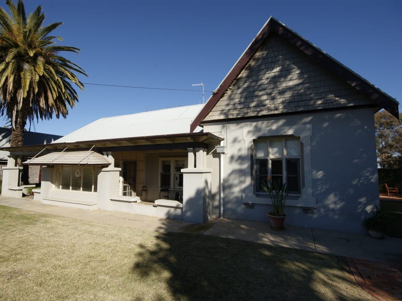 418 Cressy Street, Deniliquin, NSW 2710