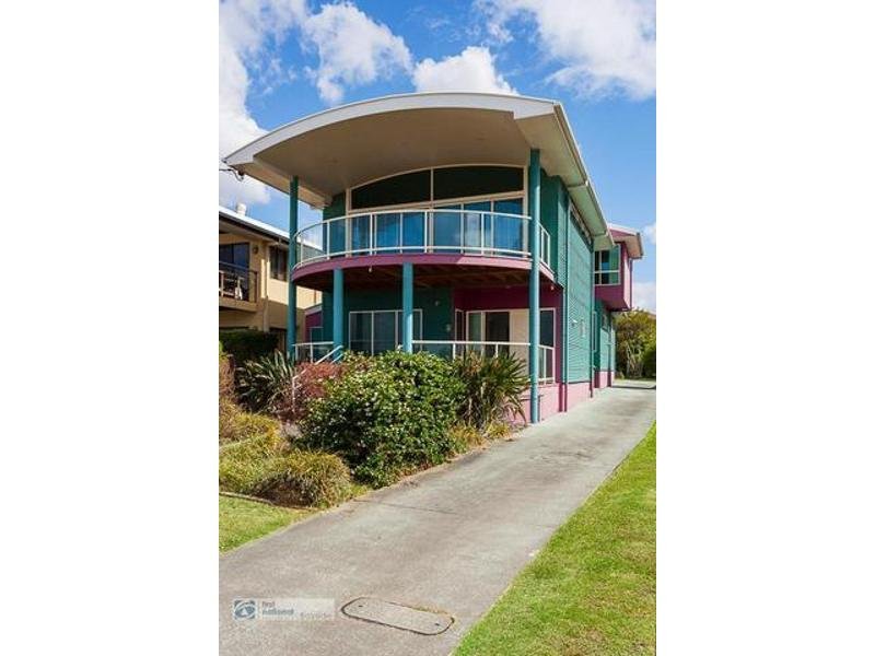 276 Queens Esplanade, Thorneside, Qld 4158 Property Details