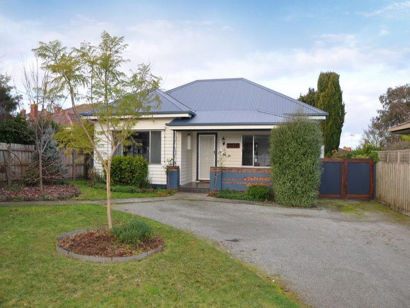 38 Brandy Creek Road, Warragul, Vic 3820 Property Details