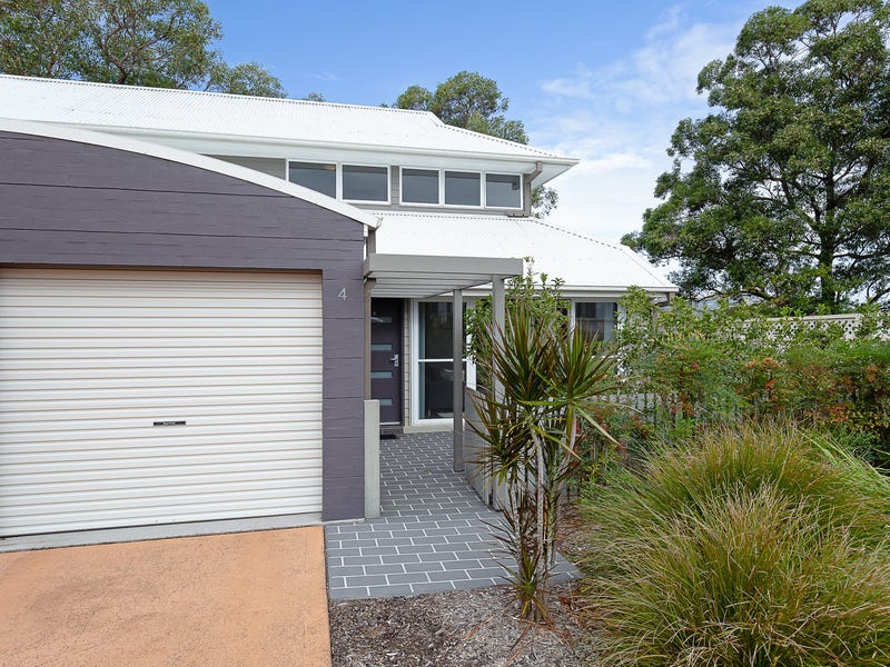 4/7476 Evans Street, Belmont, NSW 2280 Property Details