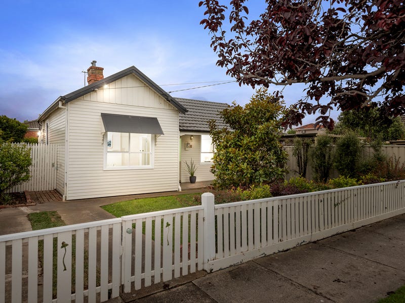 12 Wallace Street, Maidstone, VIC 3012