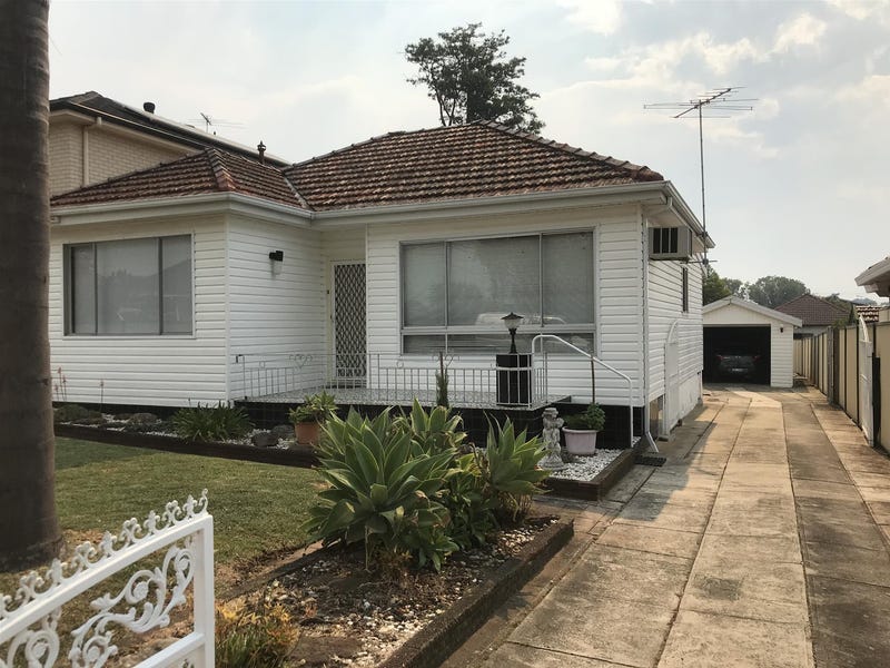 34 Mcmahon Road, Yagoona, NSW 2199