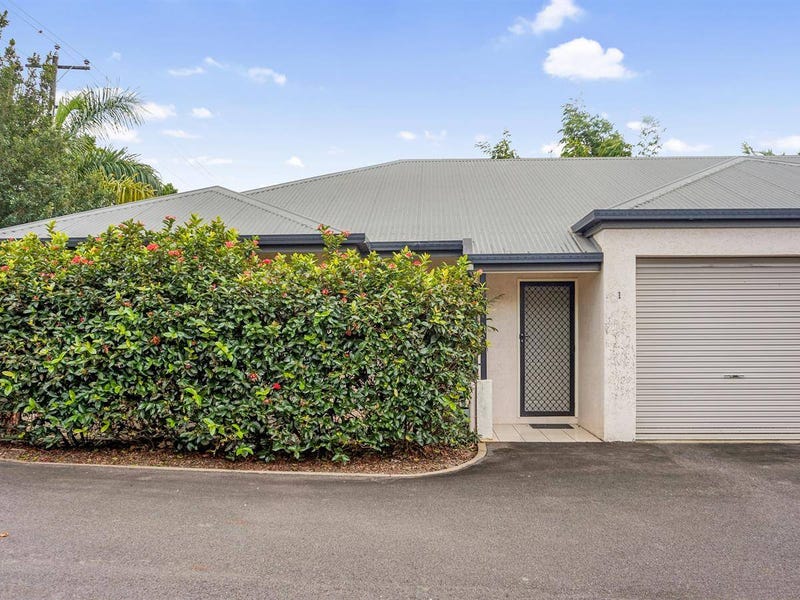 1/190194 Irene Street, Mooroobool, QLD 4870