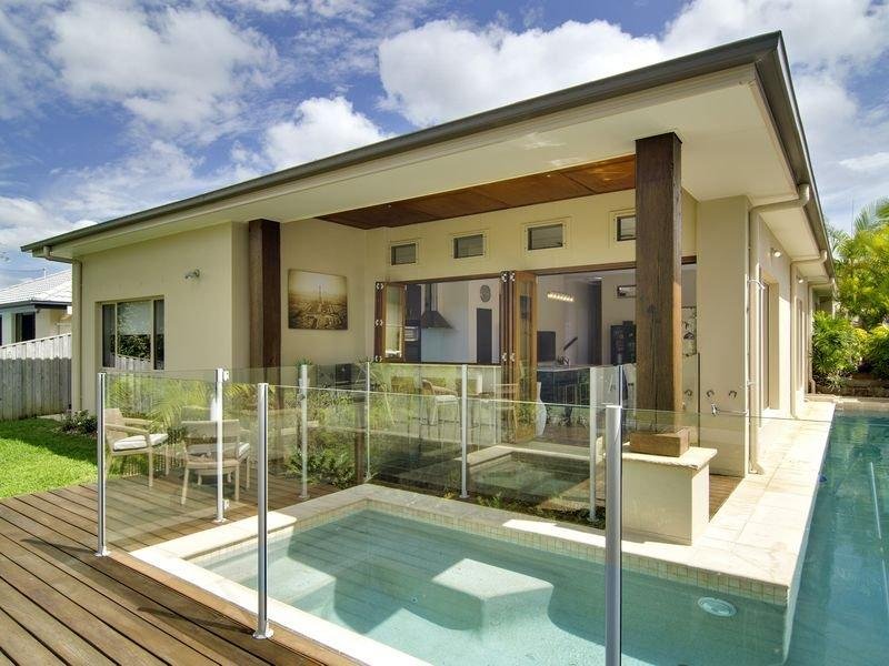 18 Ironhurst Place Peregian Springs Qld 4573